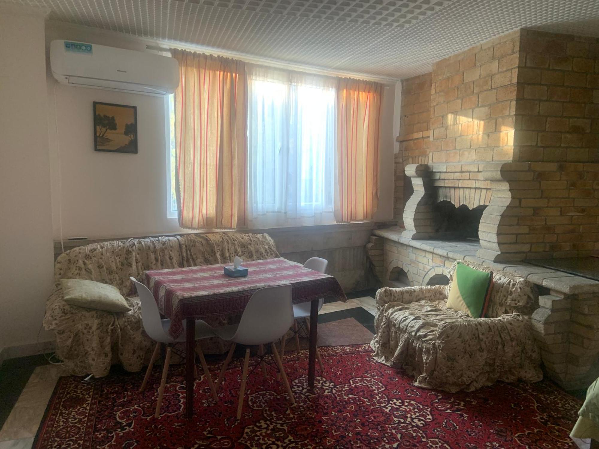 Guest House Lilia エレバン エクステリア 写真
