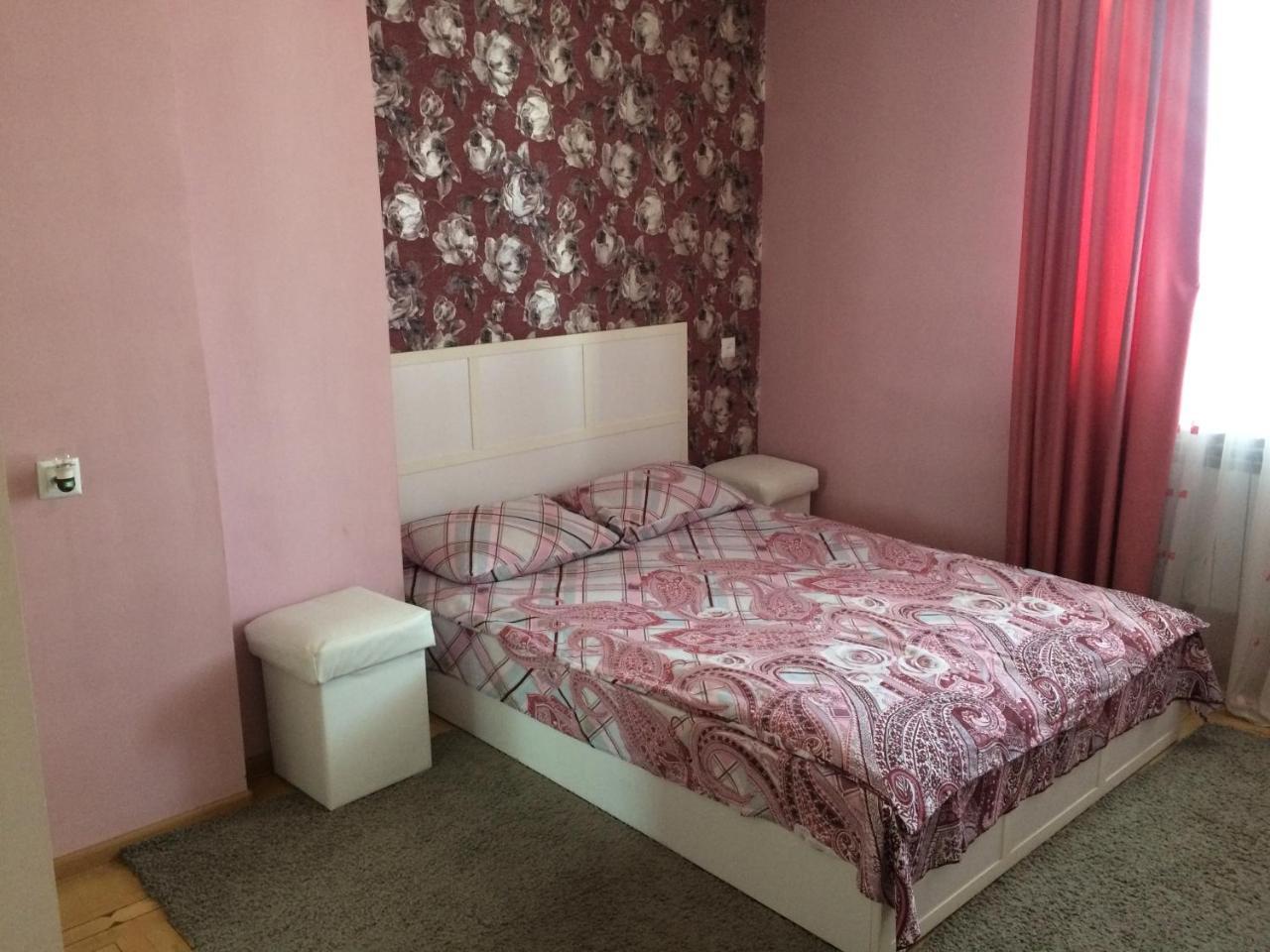 Guest House Lilia エレバン エクステリア 写真